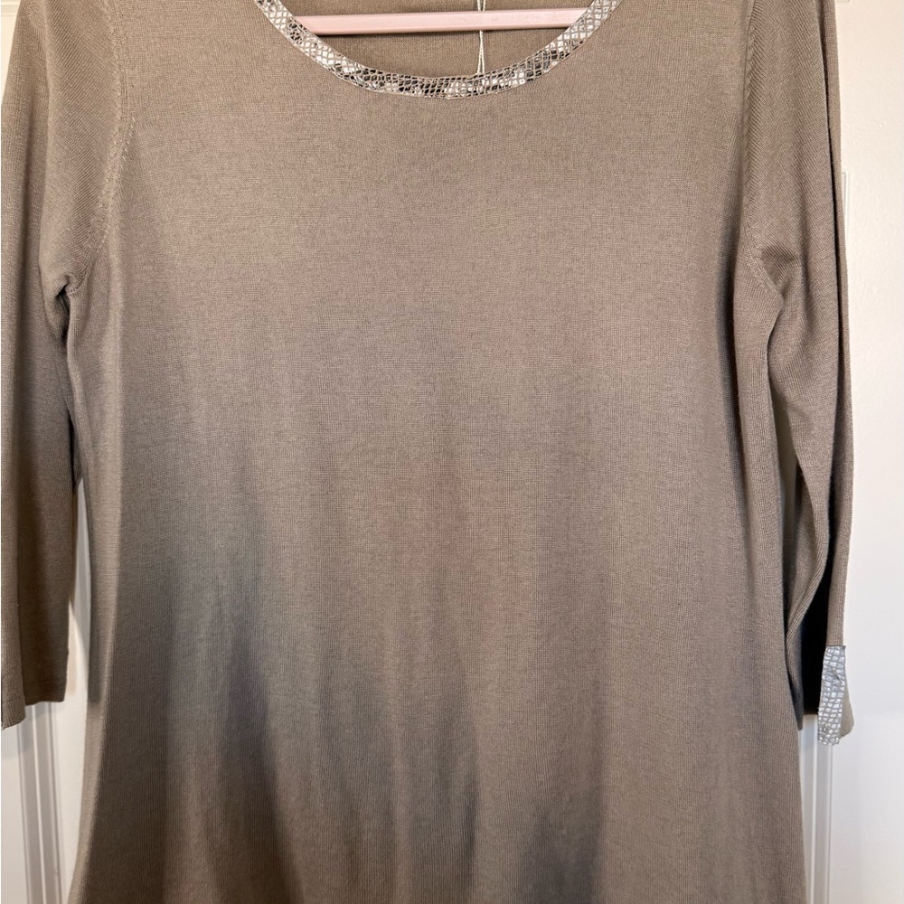 Silk, Cashmere and Cotton blend Women's Tan Crew Neck Sweater